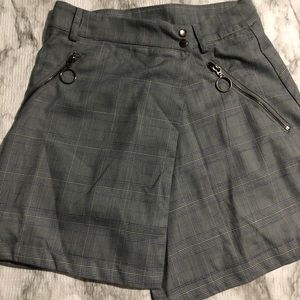 LF plaid skirt